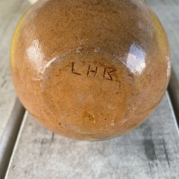 Vintage Navajo Traditional Handcrafted Wedding Vase Symbolizing Union 6 1/4” - Picture 8 of 11